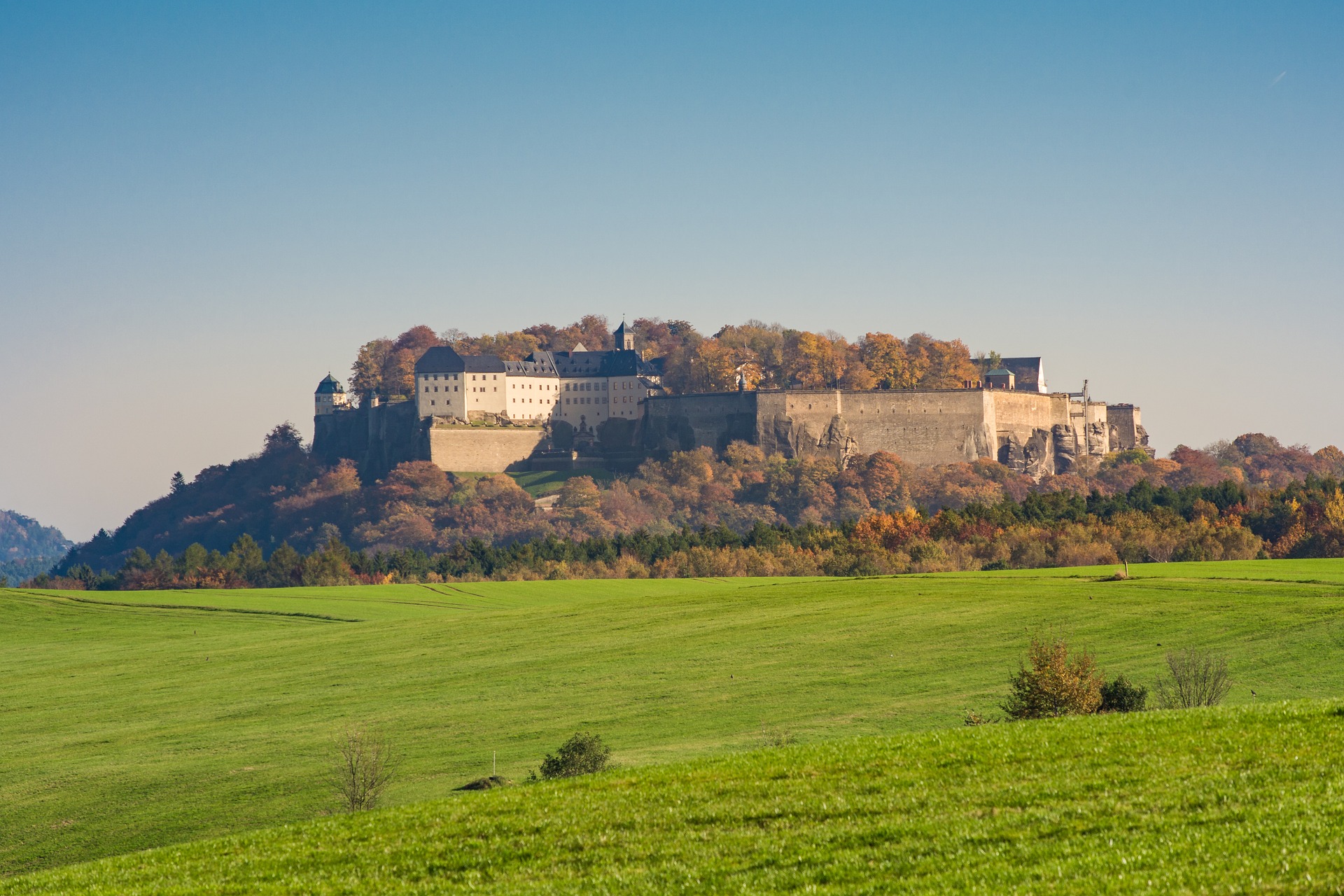 images/sehenswuerdigkeiten/Festung-Koenigstein.jpg#joomlaImage://local-images/sehenswuerdigkeiten/Festung-Koenigstein.jpg?width=1920&height=1280